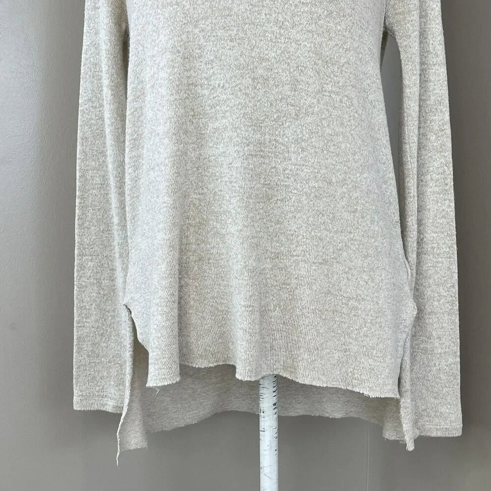 American Eagle Women’s Size XS Soft & Sexy Plush Beige knit Top Sweatshirt